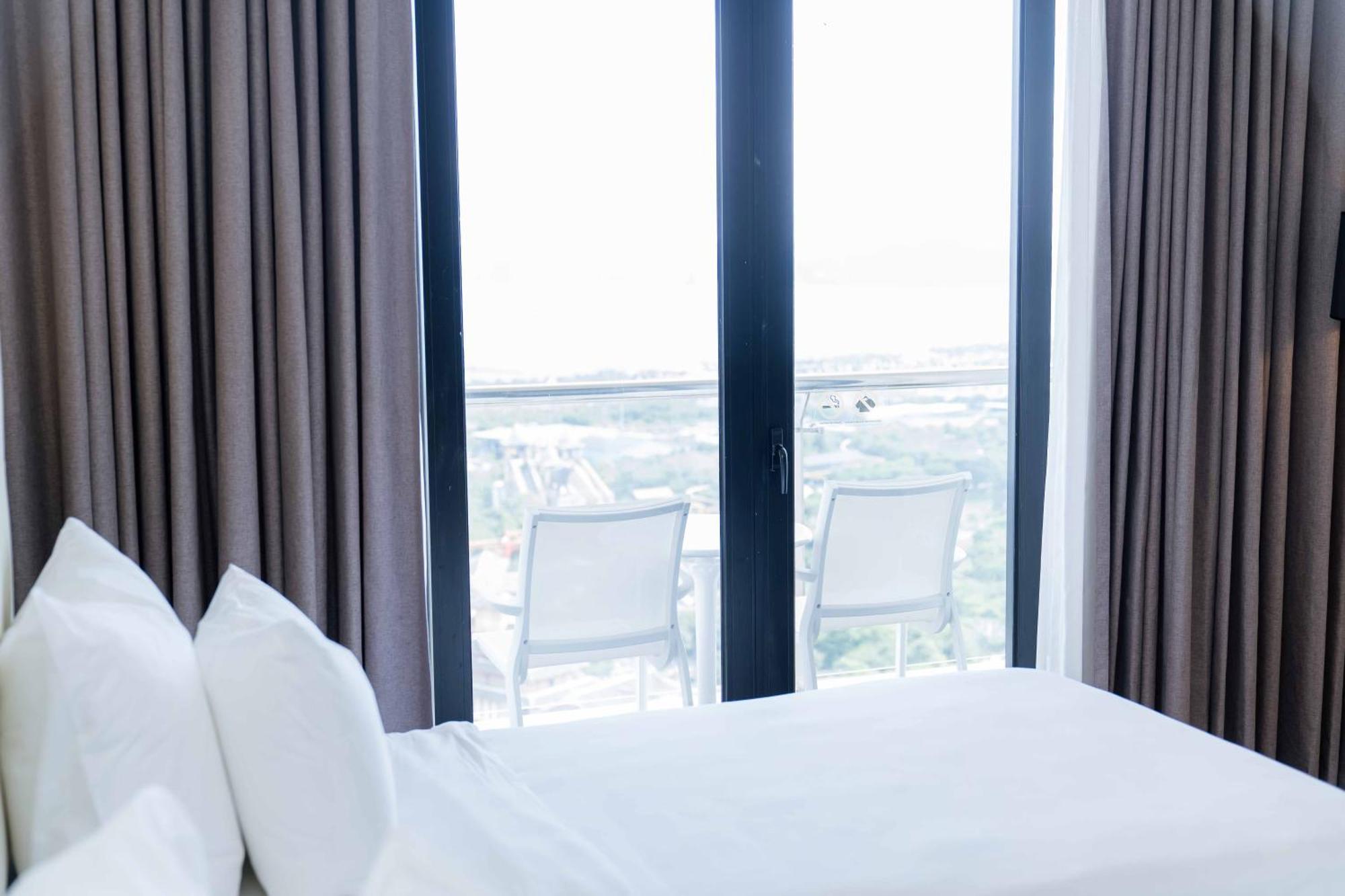 Hotel Soleil Ha Long, Trademark Collection By Wyndham Экстерьер фото